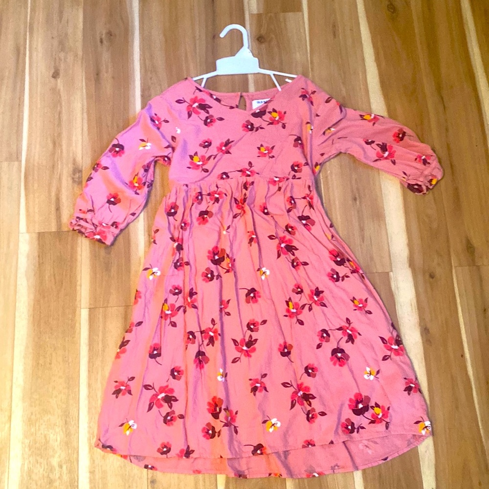 Old navy floral v neck dress